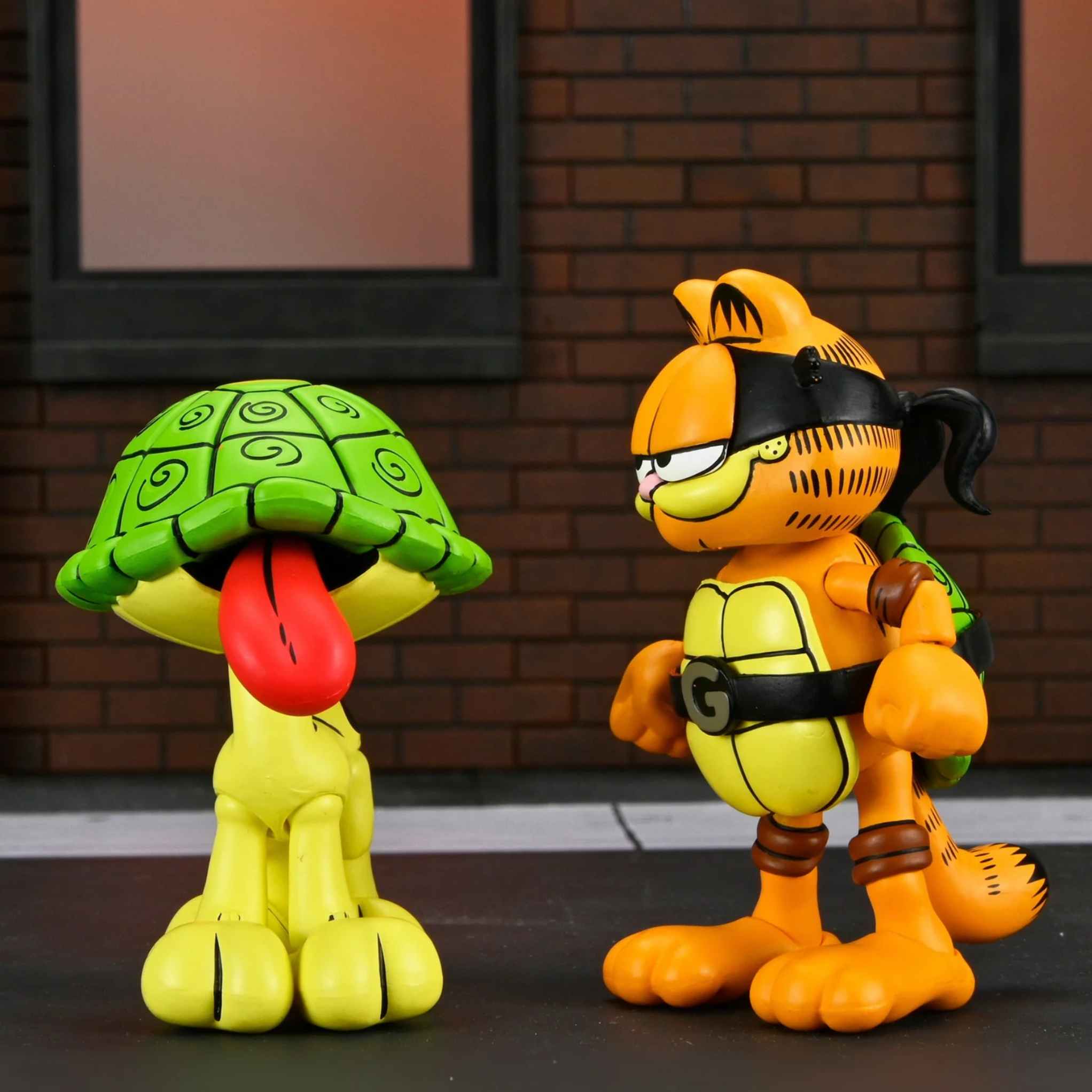 NECA Teenage Mutant Ninja Turtles x Garfield Archie Comics Ultimate Garfello & Odie 2-Pack - Action Figures