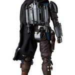 Star Wars MAFEX The Mandalorian (Celebration Exclusive Chrome Version) - Action Figures