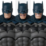 Batman: Hush MAFEX #295 Batman (Battle Damaged Version)