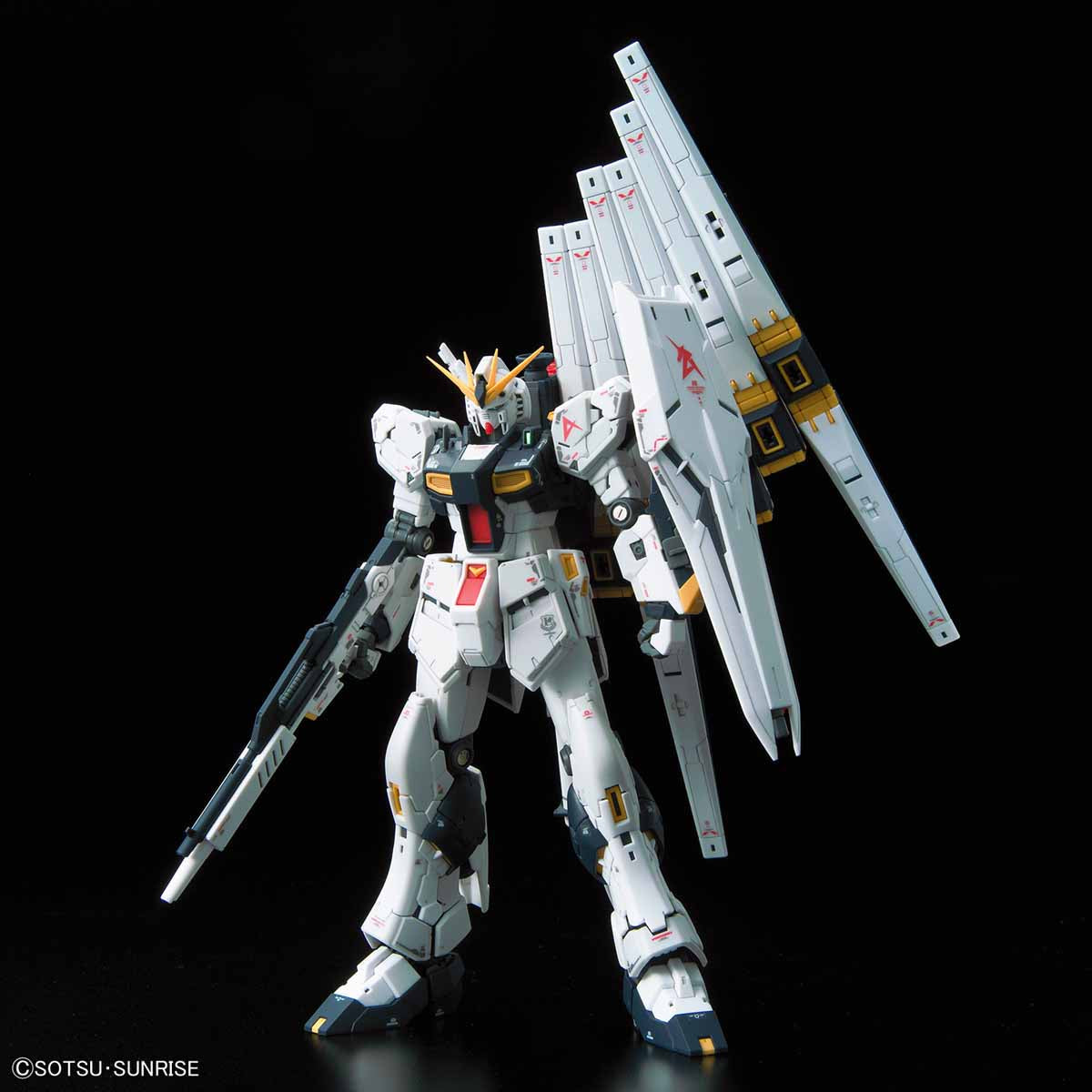 Mobile Suit Gundam 1/144 RG RX-93 Nu Gundam - Model Kits