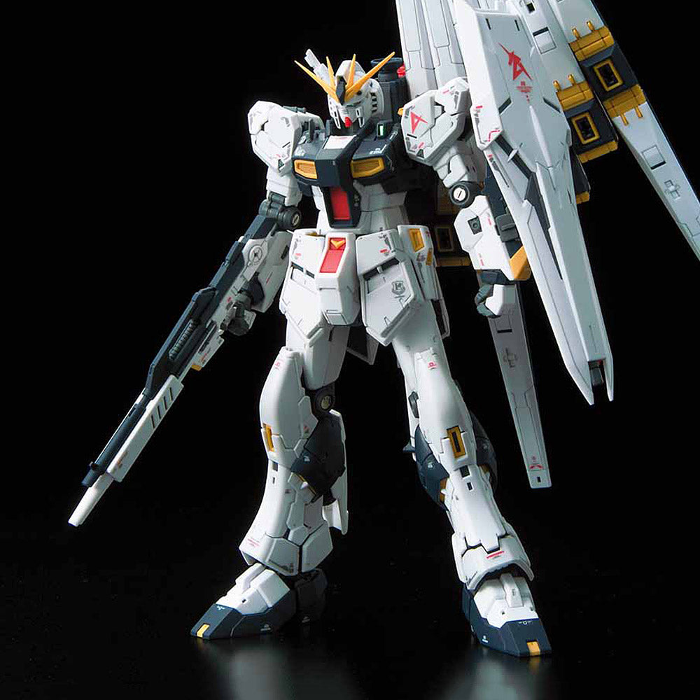 Mobile Suit Gundam 1/144 RG RX-93 Nu Gundam - Model Kits