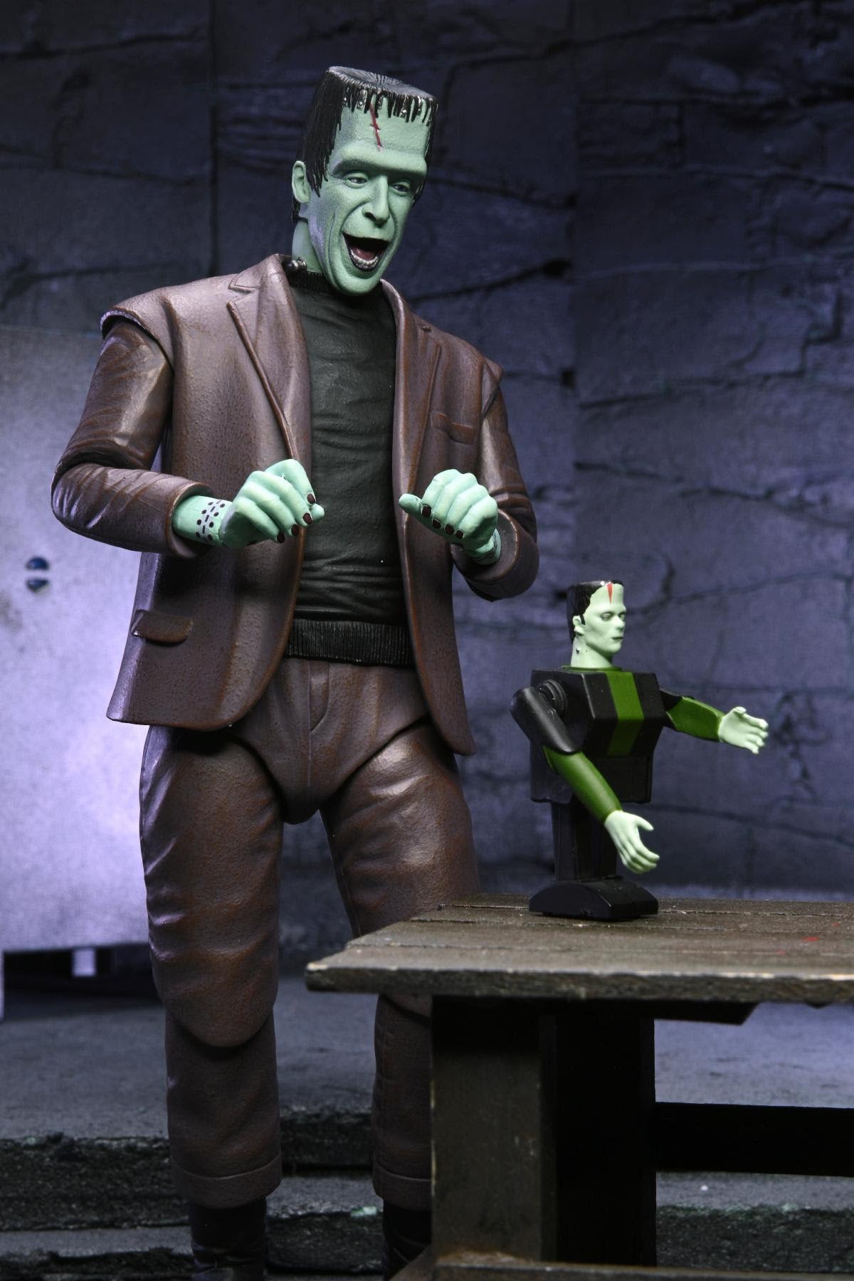NECA The Munsters Ultimate Herman Munster (Classic TV Series) - Action Figures