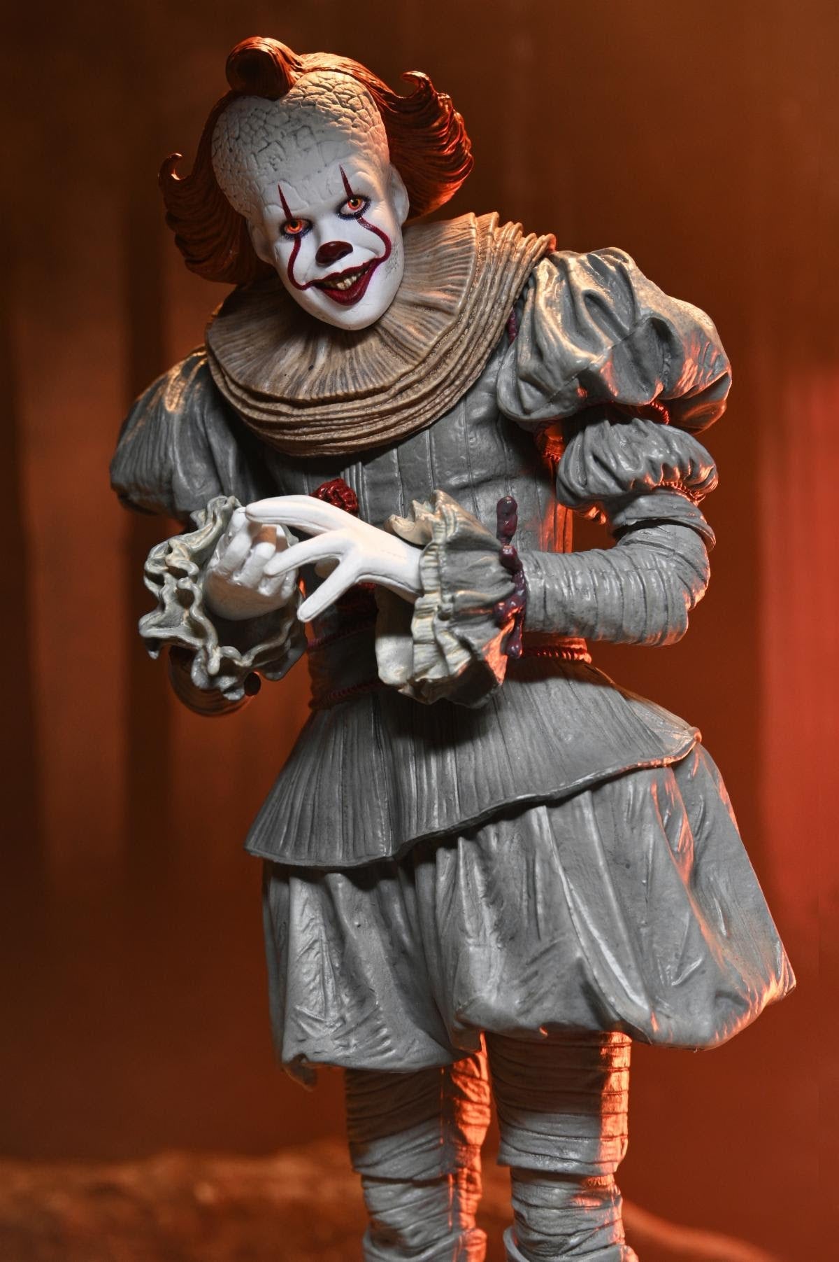 NECA IT: Welcome to Derry Ultimate Pennywise - Action Figures